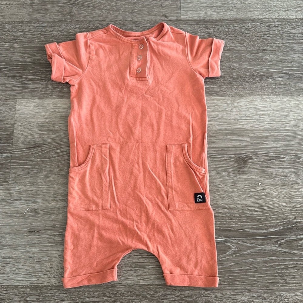 Rags to raches, size 2T